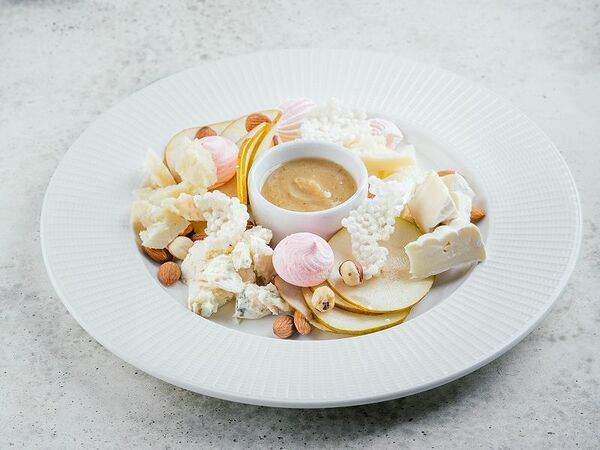 Forno rosso - Сырная тарелка