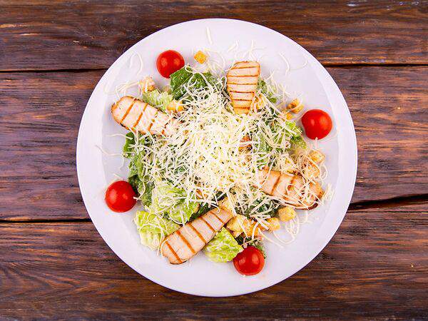 Бани Алексеева - Салат Цезарь с курицей