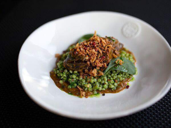 Mojo Bar - Томленые телячьи щечки