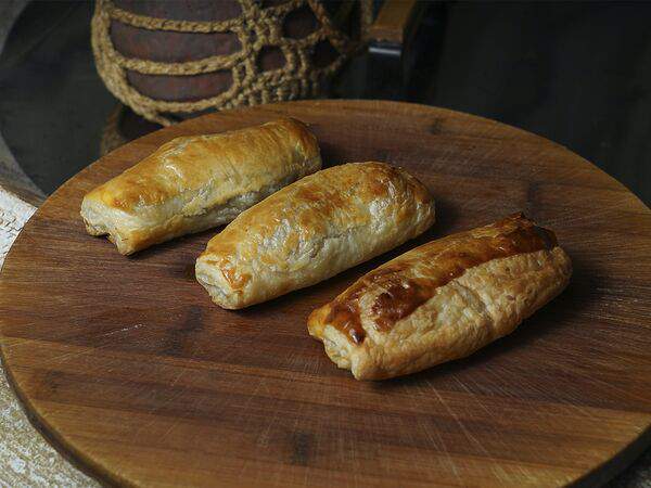 Загляни генацвале - Пирожок слоёный с мясом