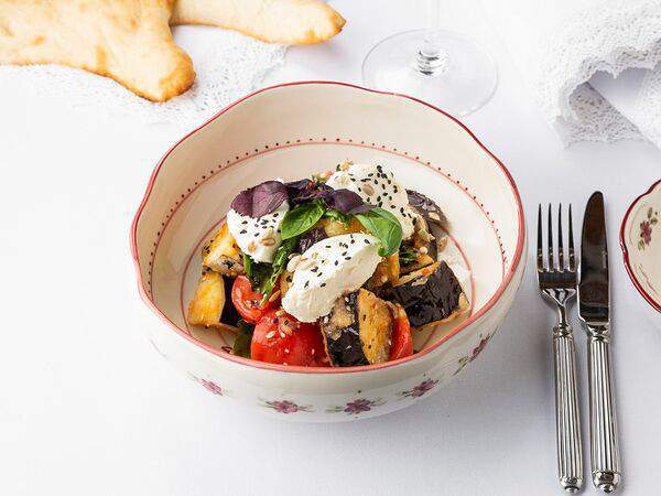 Грузинка - Салат с хрустящими баклажанами