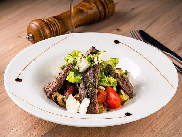 Lidbeer Bar Светлы - Гриль-салат с говядиной