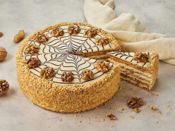 Street market - Торт Эстерхази