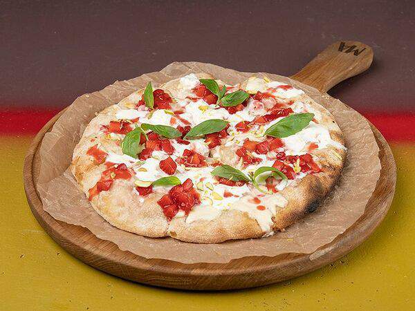 МА: Грузия + Италия - Пицца с клубникой и страчателлой