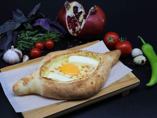 Кафе Хачапуридзе - Хачапури по-Аджарски