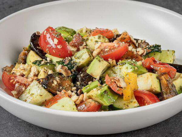 Мястория - Салат с авокадо