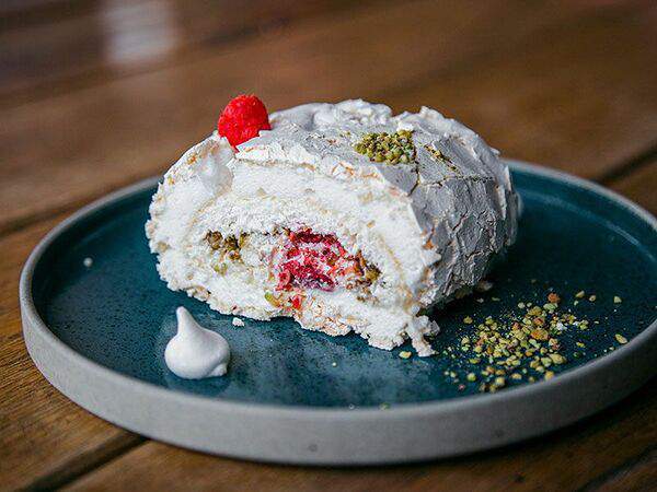 15/86 - Меренговый рулет с фисташкой