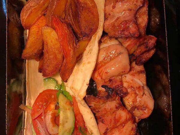 Сказка Skazka Печь & Гриль - Шашлык из куриного бедра