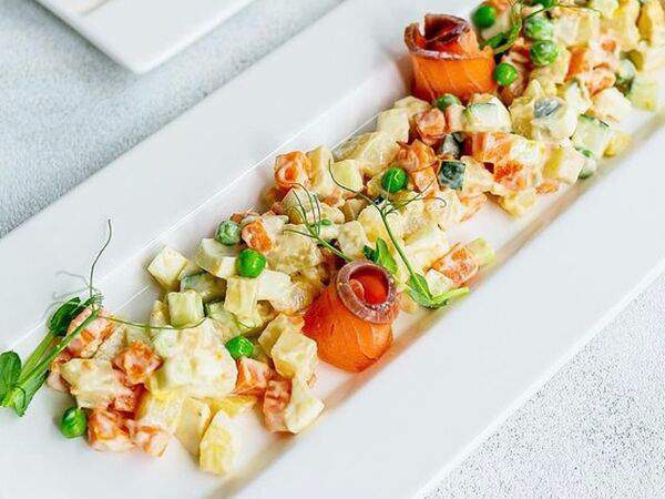 Барин Сметанин - Салат Оливье с лососем