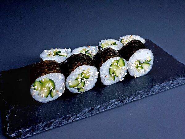 Всем Своим - Ролл с огурцом