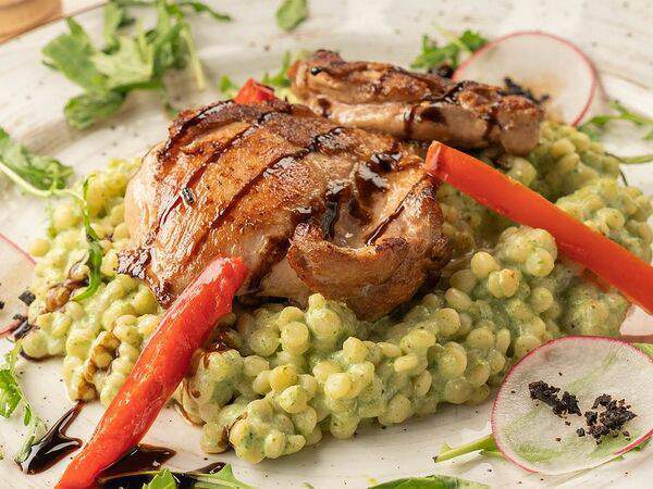 Пармезан - Бедро цыпленка с пастой птитим