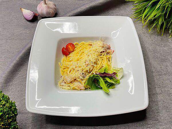 Black wood lounge bar - Паста Карбонара