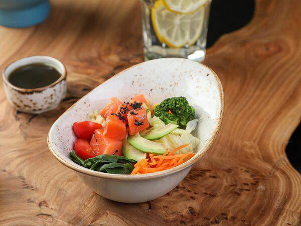 Знакомое место - Боул с лососем