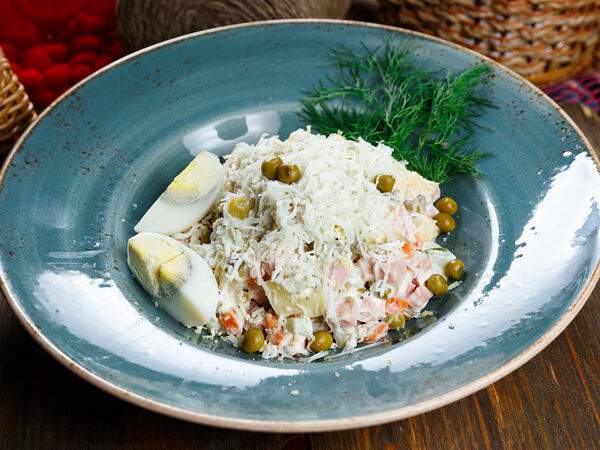 Мангал & гриль - Салат столичный с ветчиной