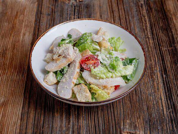 Parmesan - Цезарь с курицей