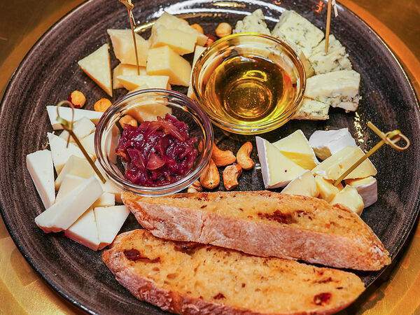 Ресторан 101 - Сырный сет