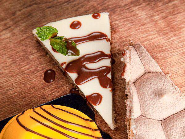 Noodle Wok & Pasta - Медовик