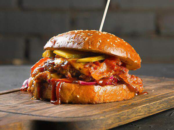 Гриль-бар Мясторис - Чизбургер