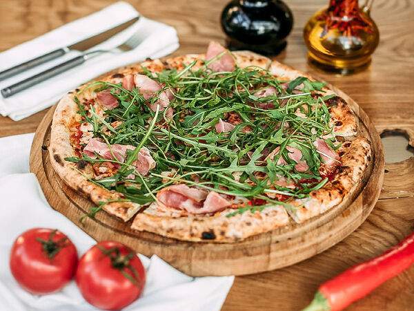 Сыроварня - Пицца с Тамбовским окороком