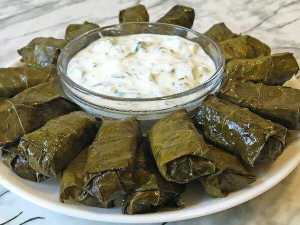 Арёл - Долма из винoградных листьев