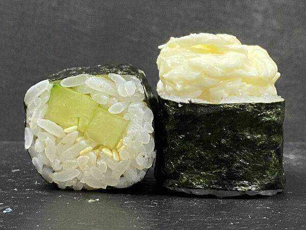 Grand Sushi - Запеченный с огурцом