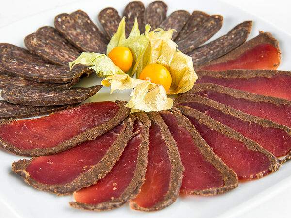 Дон Панэ - Закуска Бастурма и суджук