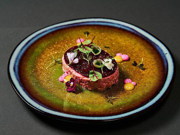 Terrace - Сельдь с печёными овощами и желе из свеклы