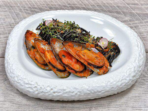 Infinity - Спагетти Неро с черными мидиями