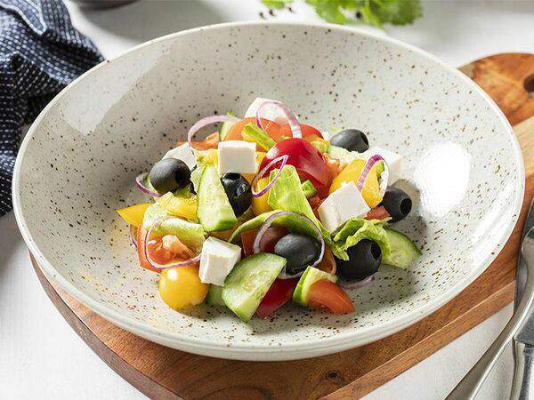 Империя Пиццы и Суши - Салат Греческий постный