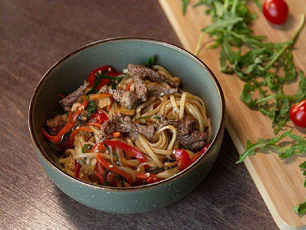 Cart Lounge - Вок с говядиной