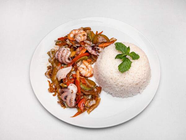 Asia Take - Рис с морепродуктами