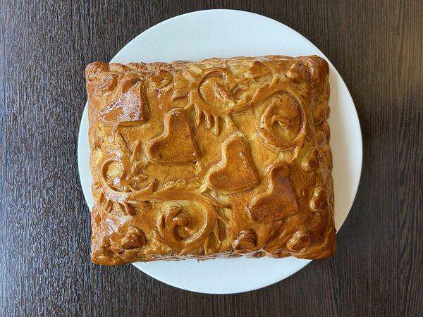 Штолле - Пирог с куриными сердечками и капустой