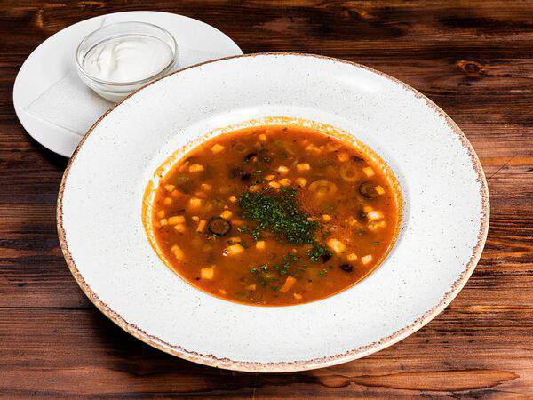 Трактир Колесо на Спасской - Солянка мясная