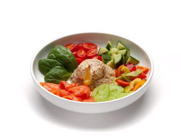 Cake & breakfast - Боул с киноа и лососем