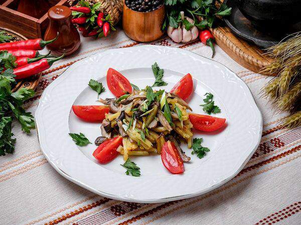 Корчма Веселая кума - Картофель жареный с грибами