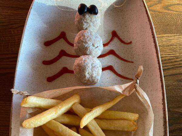 Family kitchen - Муравей Кирюша