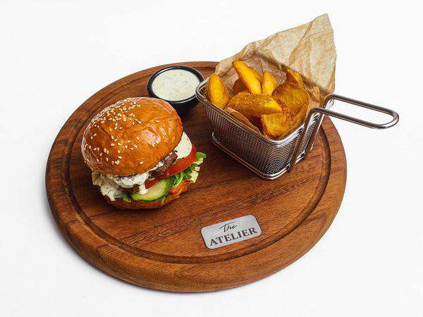 The atelier - Бургер из говядины