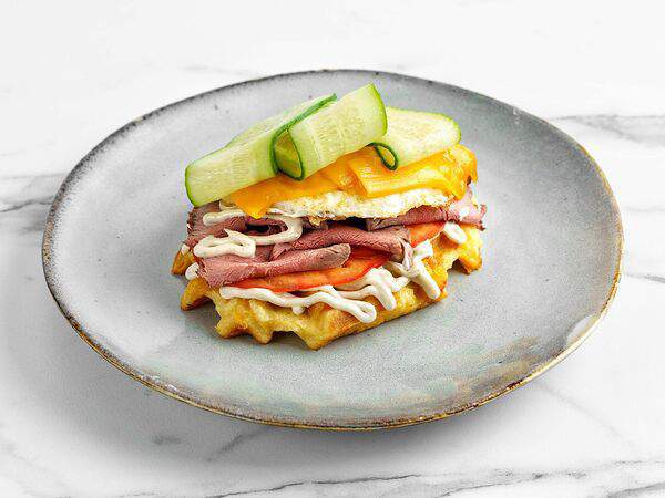 Mr Тост - Картофельная вафля с ростбифом