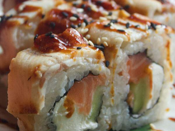 Море в коробке - Роллы Канада