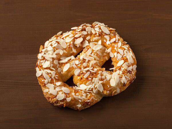 Ладная - Баварская слойка с миндалем