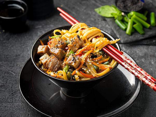 Базилико-пицца - Удон с говядиной