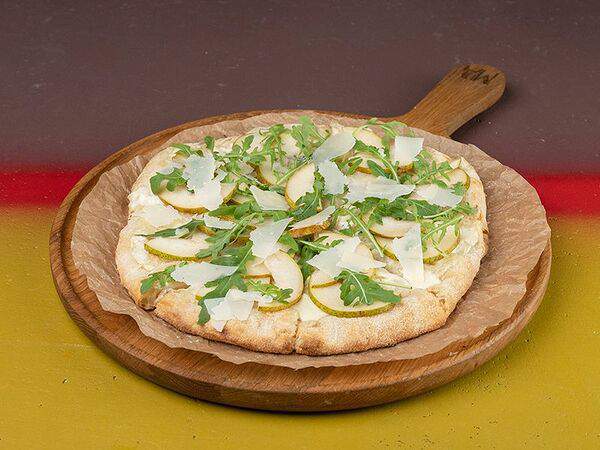 МА: Грузия + Италия - Пицца с грушей и горгонзолой