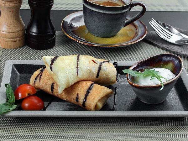 Naturality - Блины с лососем и шпинатом