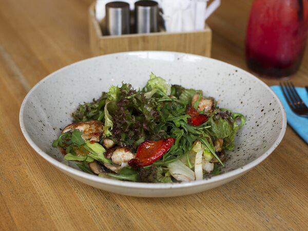 Coffee Cake - Теплый салат с индейкой и овощами