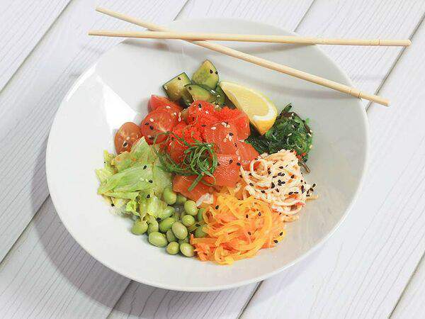 Японец - Поке с лососем