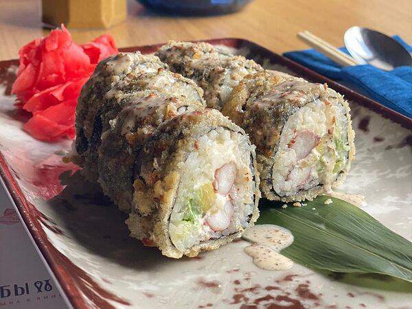 Рыбы бы - Роллы с осьминогом, авокадо и сливочным сыром