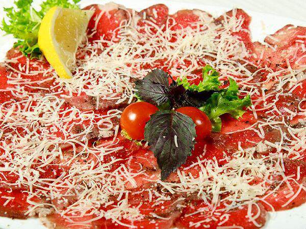 Старые традиции - Карпаччо из говяжьей вырезки