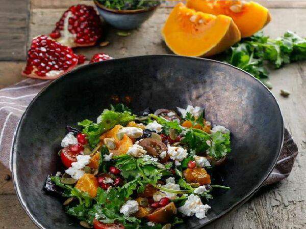 Мамалыга Бар - Салат с печёной тыквой и брынзой