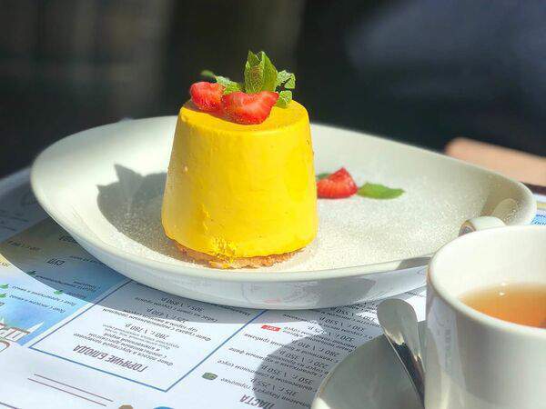 Чемодан - Пирожное Манго-Маракуйя