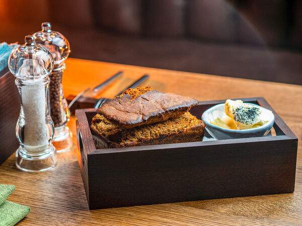 Коптильня - Пивной хлеб с копченым маслом